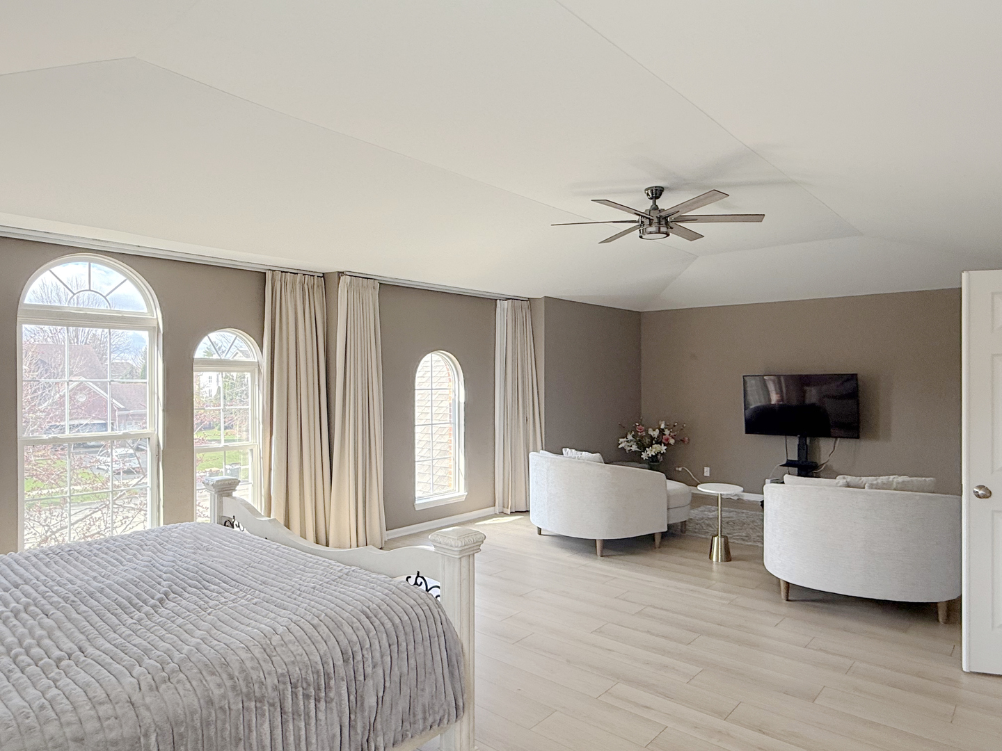 2717 Berman Road, North Aurora, IL 60542