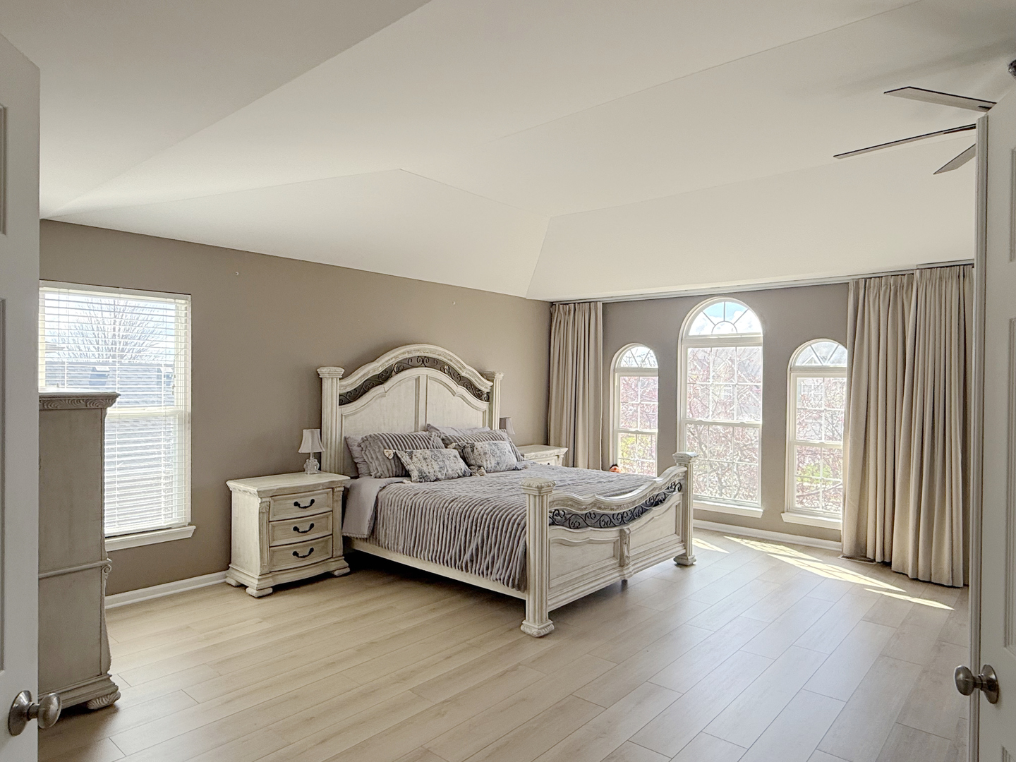 2717 Berman Road, North Aurora, IL 60542