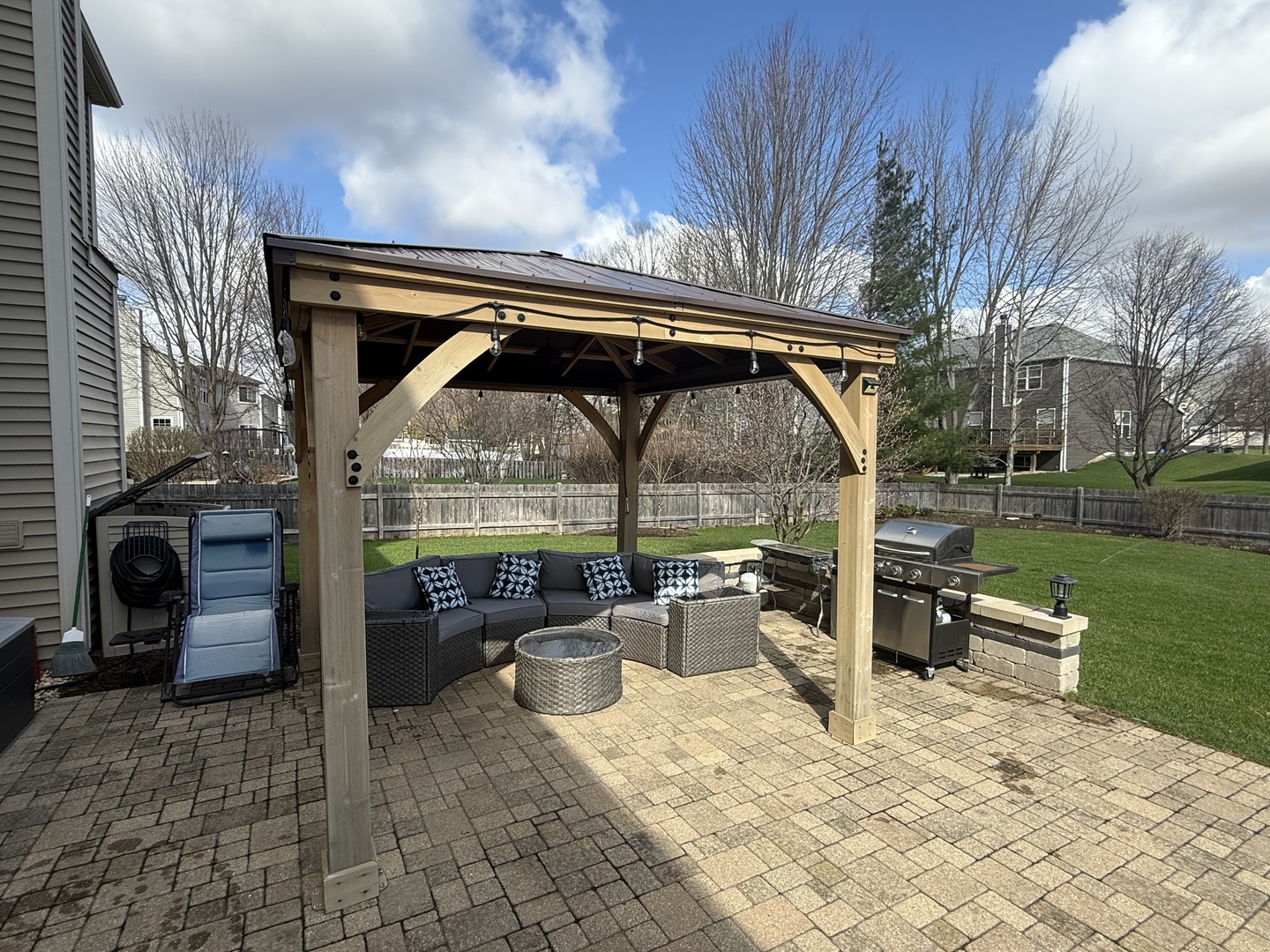 2717 Berman Road, North Aurora, IL 60542