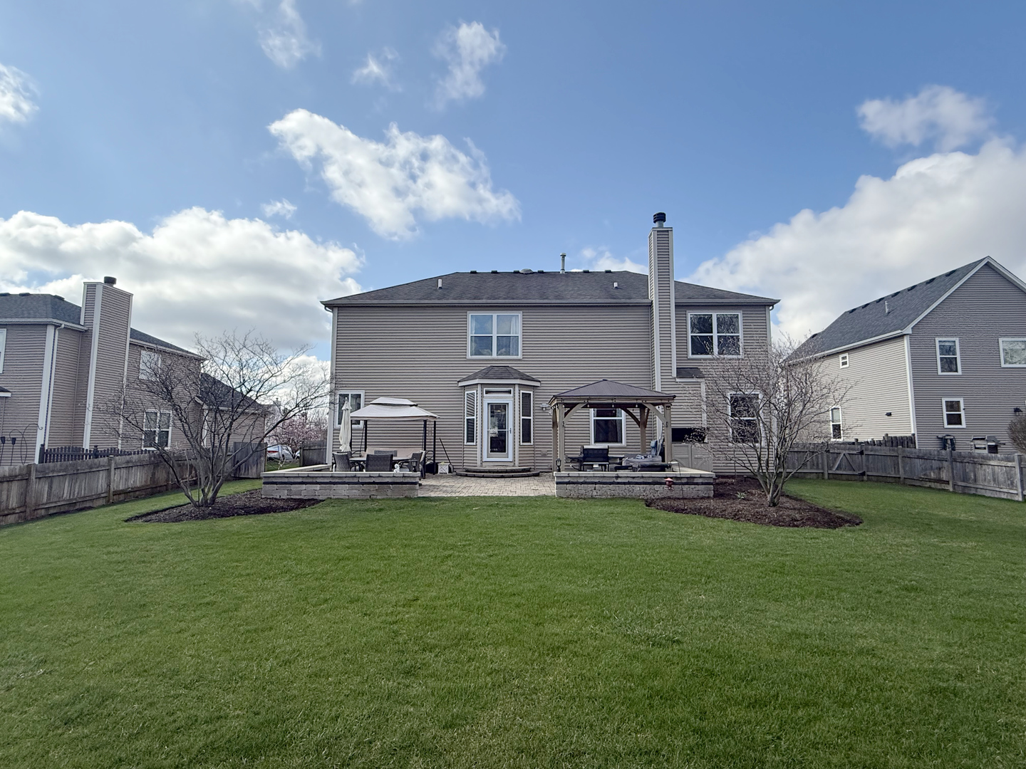 2717 Berman Road, North Aurora, IL 60542