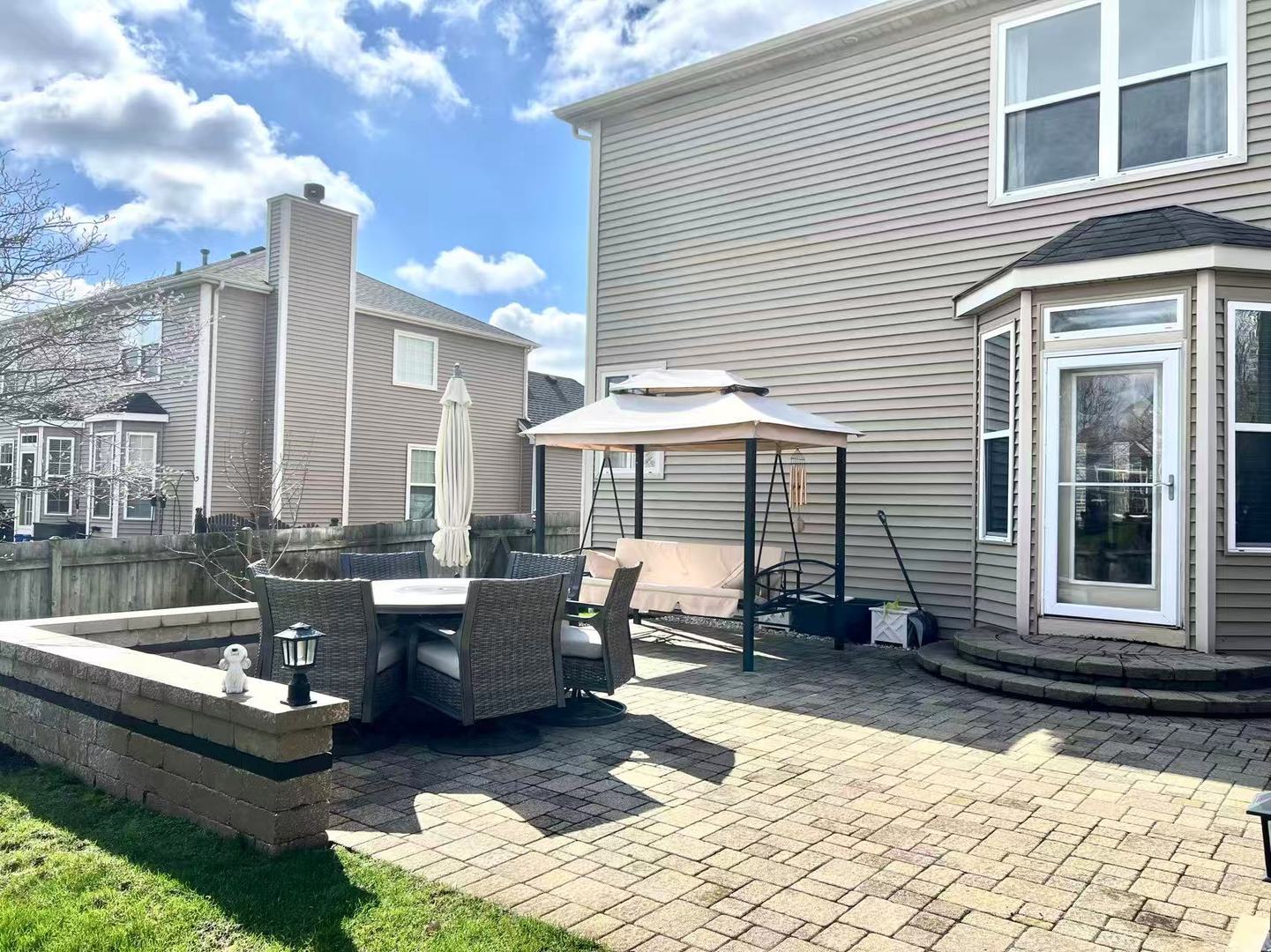 2717 Berman Road, North Aurora, IL 60542