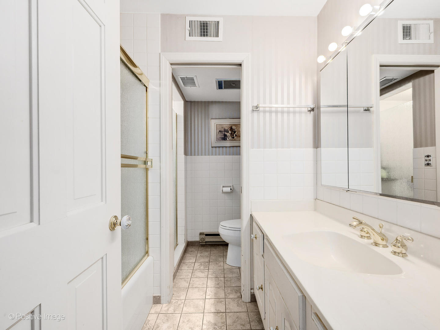 116 Rivershire Lane, Lincolnshire, IL 60069