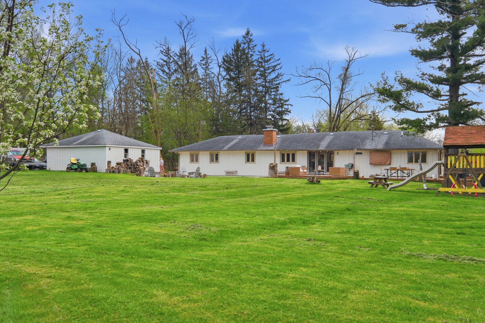 25848 W Scott Road, North Barrington, IL 60010