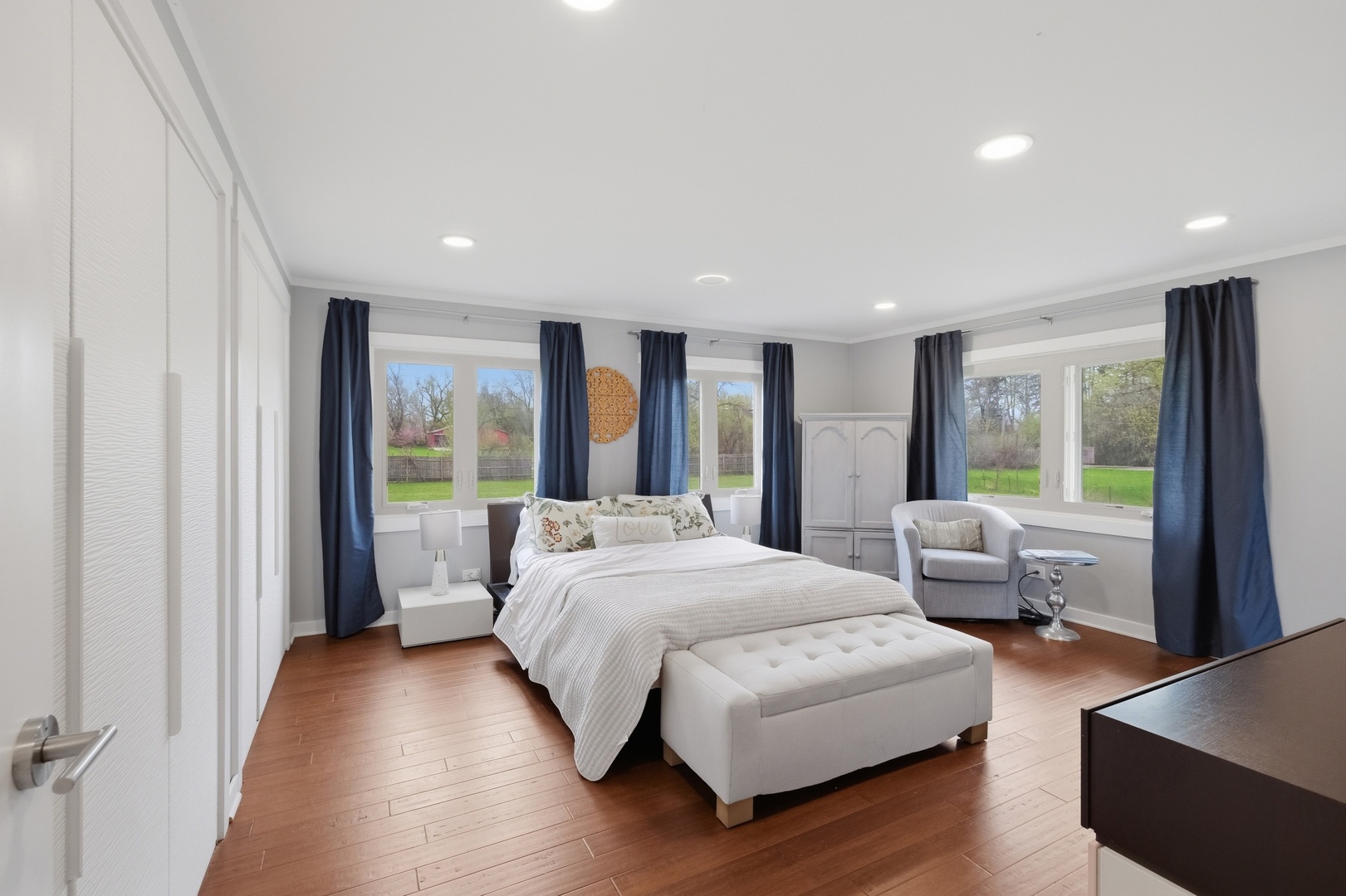 25848 W Scott Road, North Barrington, IL 60010