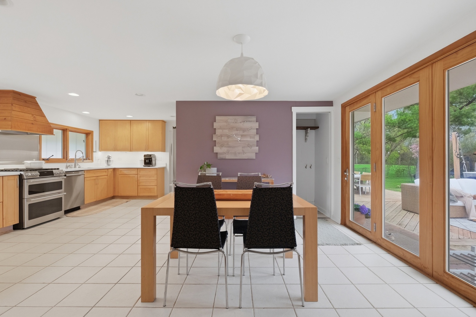 25848 W Scott Road, North Barrington, IL 60010