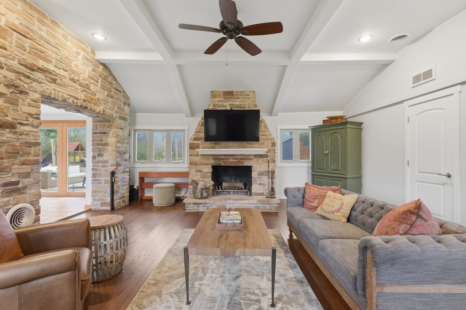 25848 W Scott Road, North Barrington, IL 60010