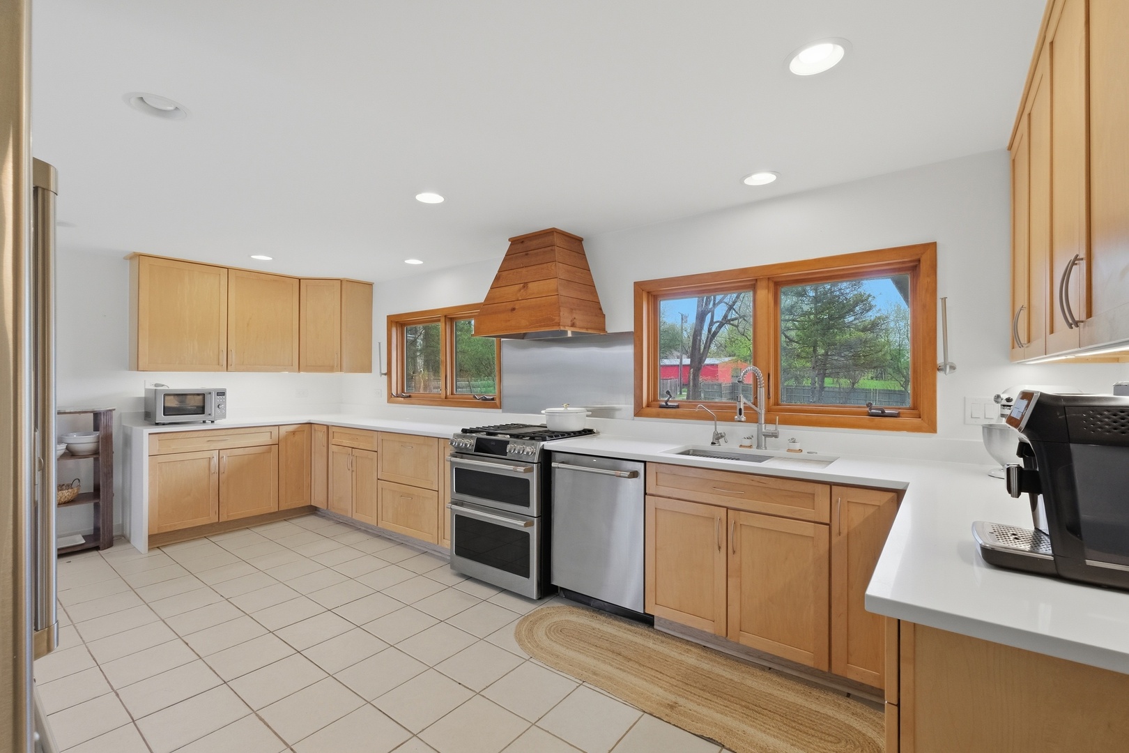 25848 W Scott Road, North Barrington, IL 60010