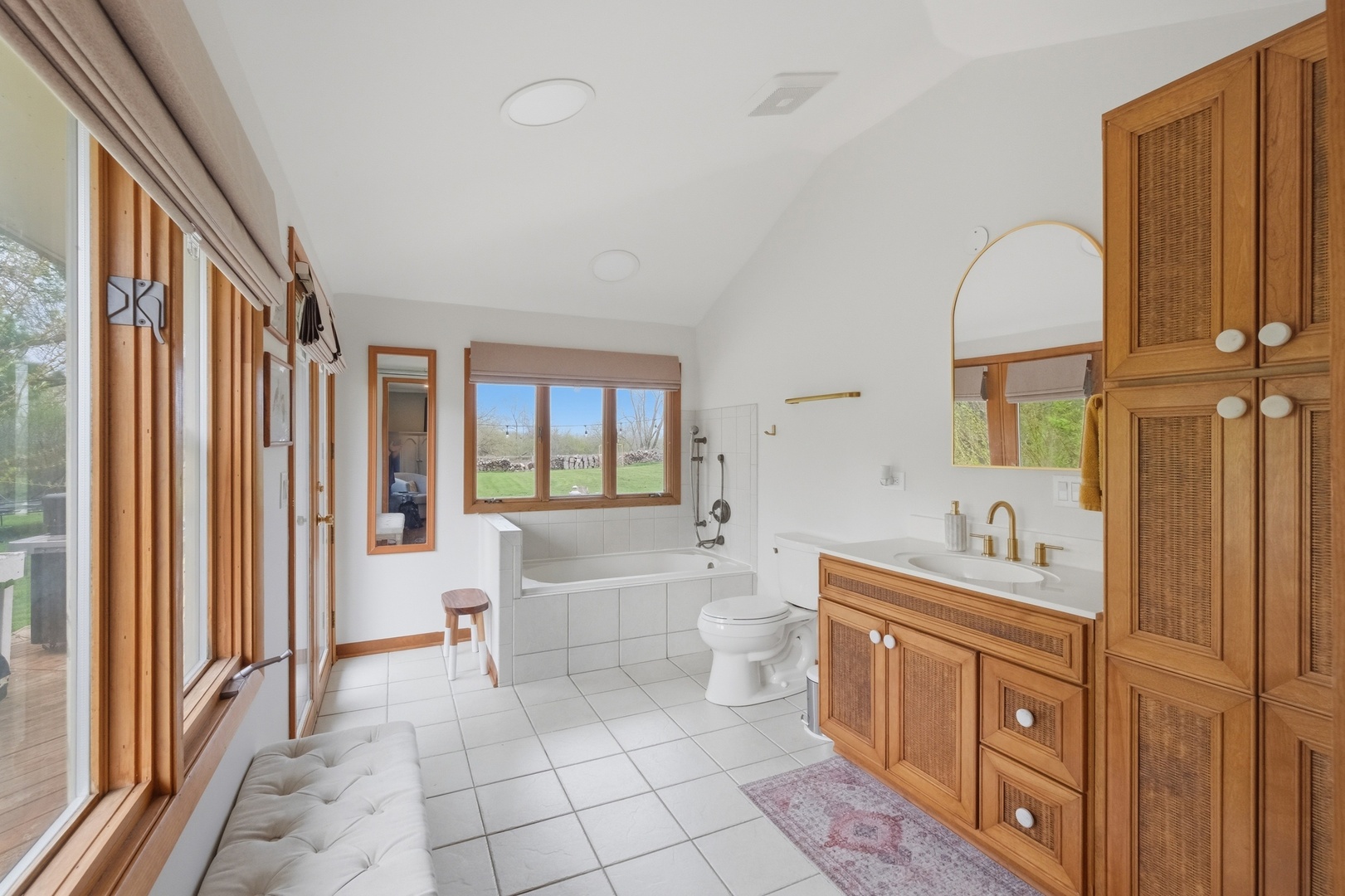 25848 W Scott Road, North Barrington, IL 60010