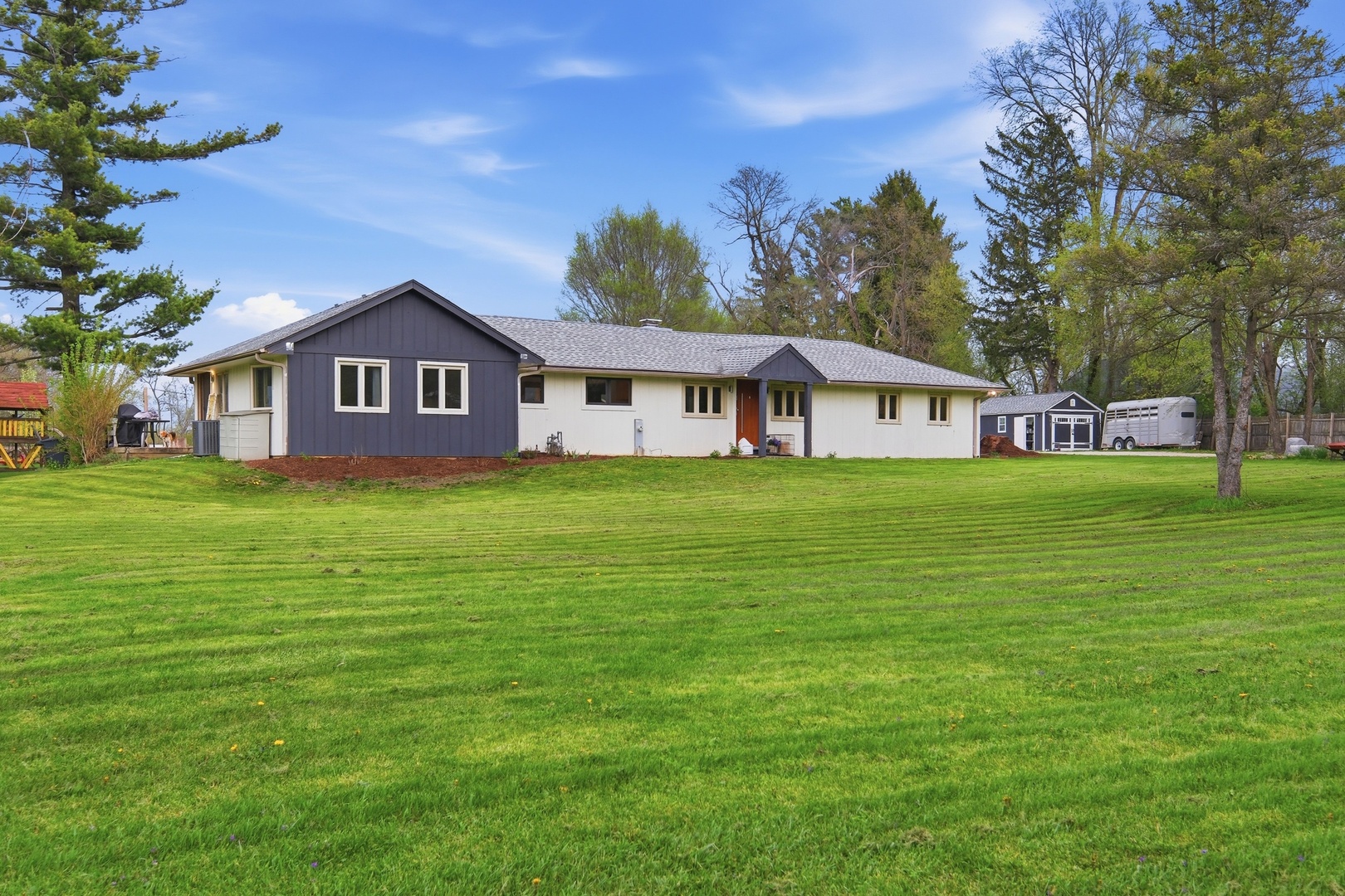 25848 W Scott Road, North Barrington, IL 60010