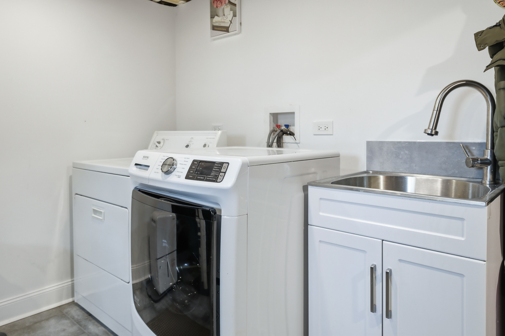 318 Hibbard Road, Wilmette, IL 60091