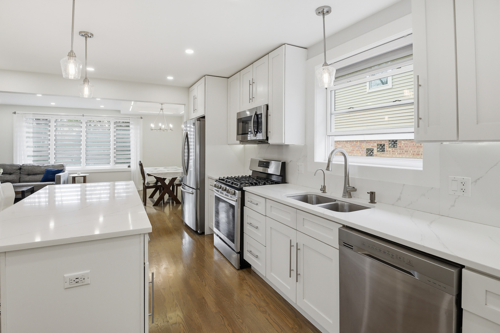 318 Hibbard Road, Wilmette, IL 60091