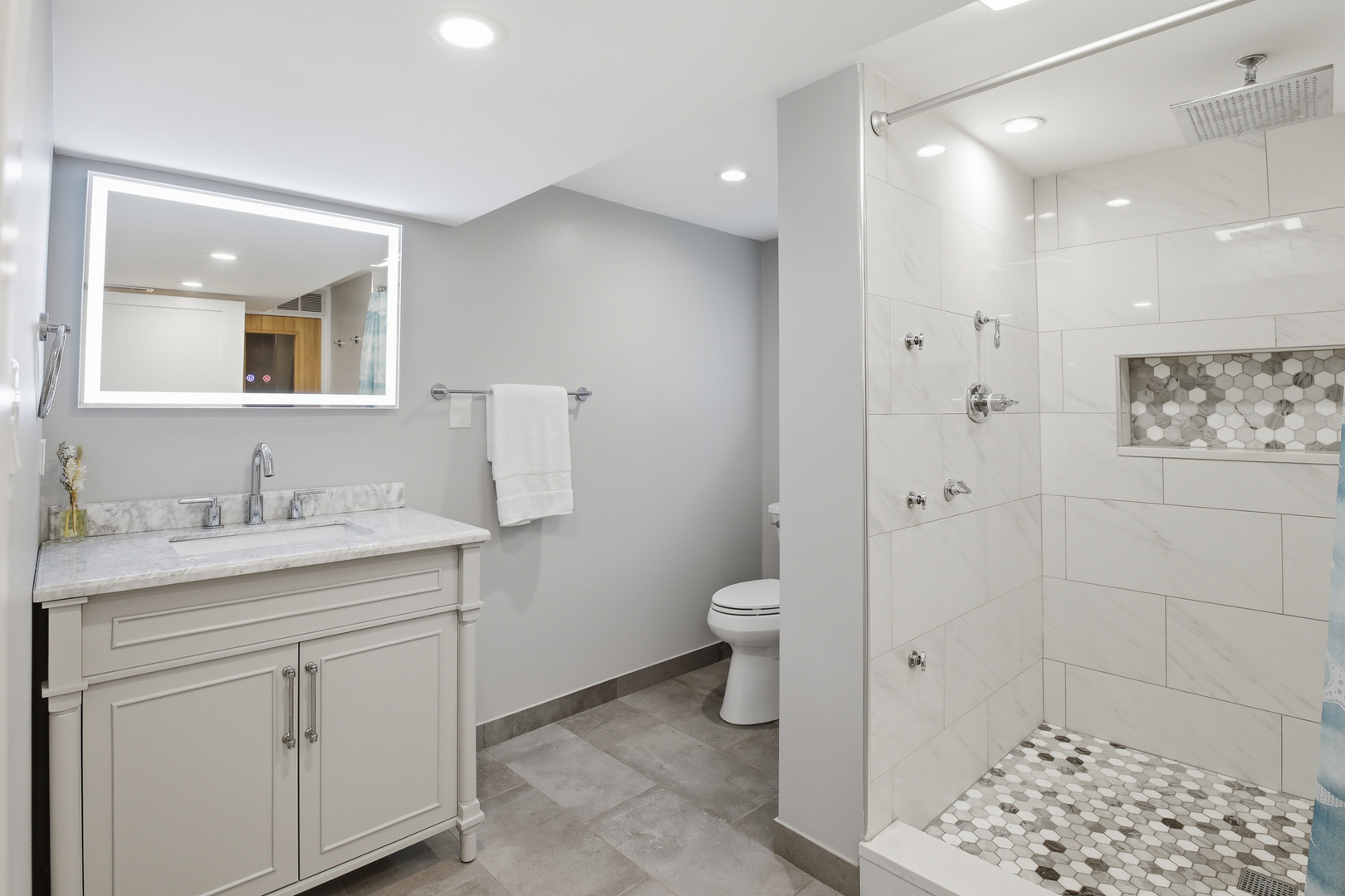 318 Hibbard Road, Wilmette, IL 60091