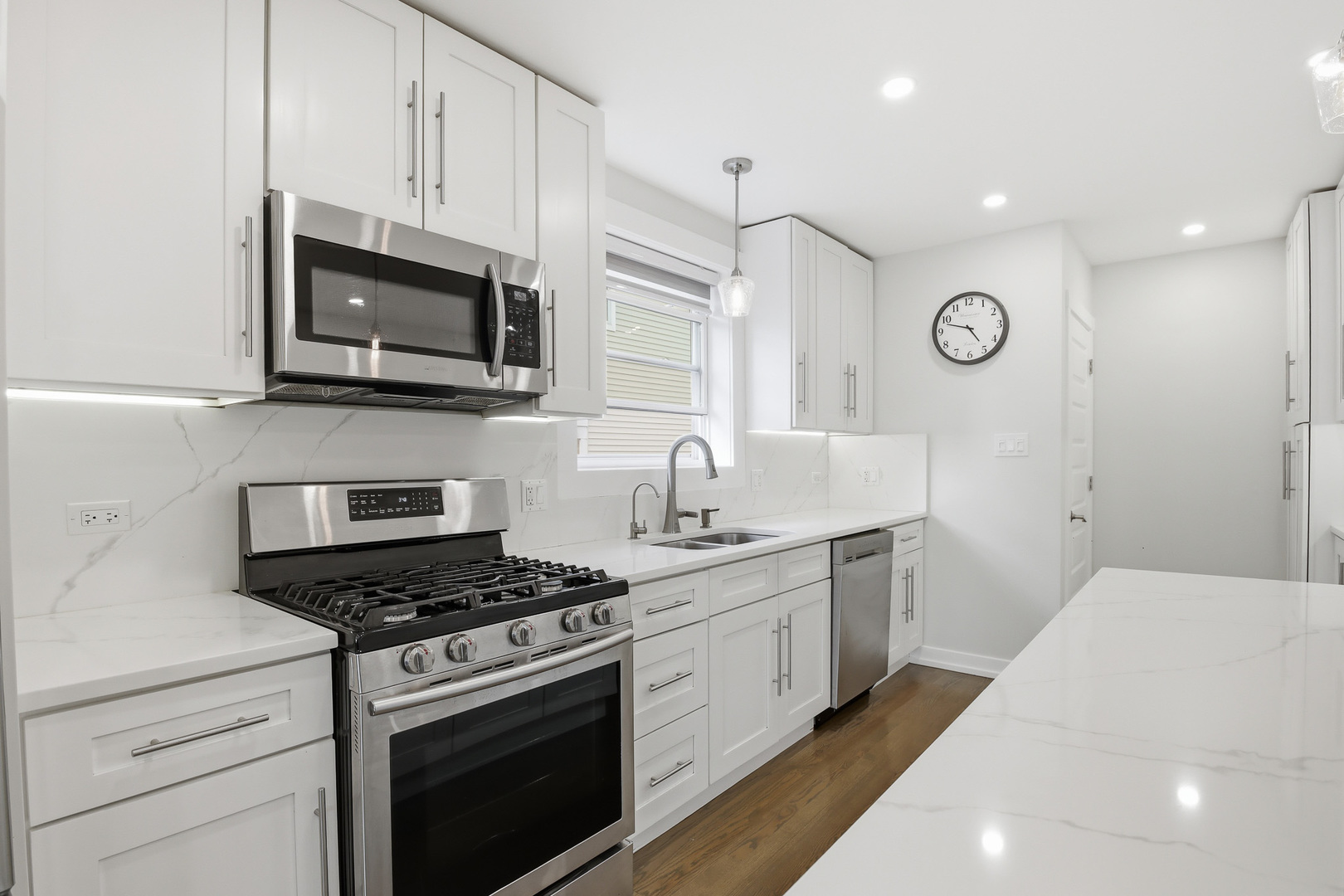 318 Hibbard Road, Wilmette, IL 60091