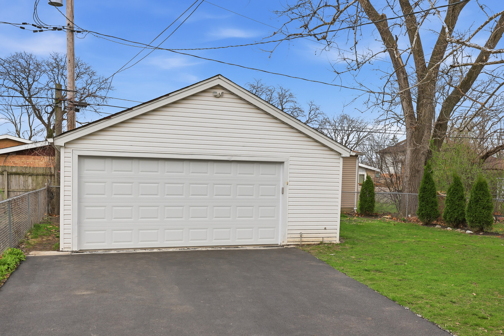 318 Hibbard Road, Wilmette, IL 60091