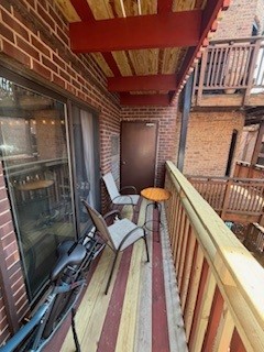 805 W Oakdale Avenue #2B, Chicago, IL 60657