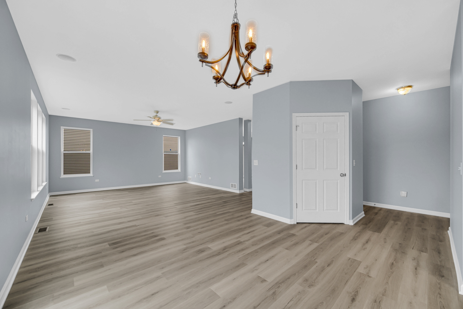 984 Ashbrook Circle, Bolingbrook, IL 60440