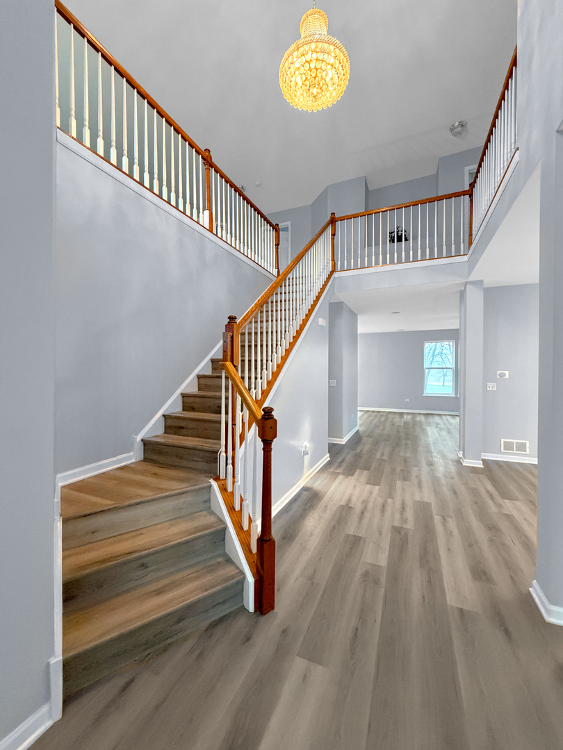 984 Ashbrook Circle, Bolingbrook, IL 60440