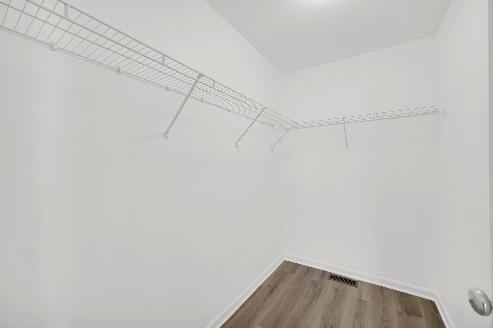 984 Ashbrook Circle, Bolingbrook, IL 60440