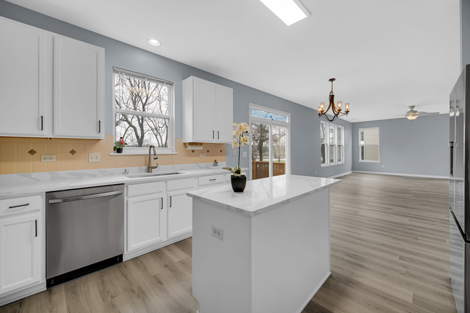 984 Ashbrook Circle, Bolingbrook, IL 60440