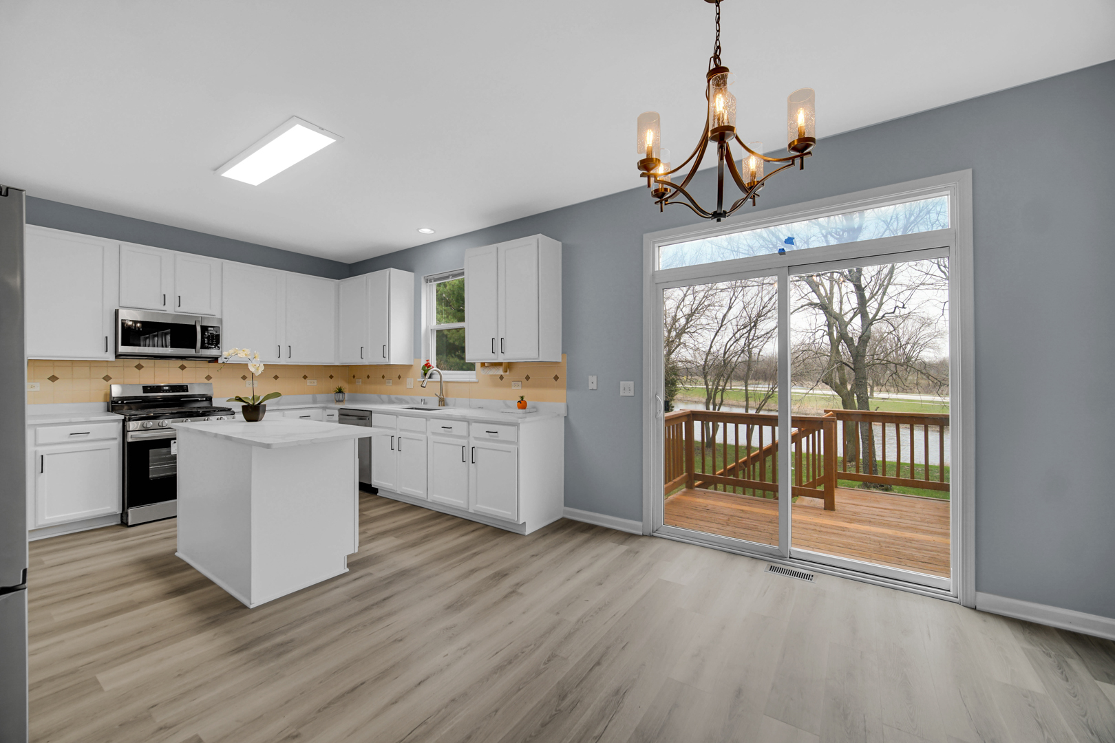 984 Ashbrook Circle, Bolingbrook, IL 60440