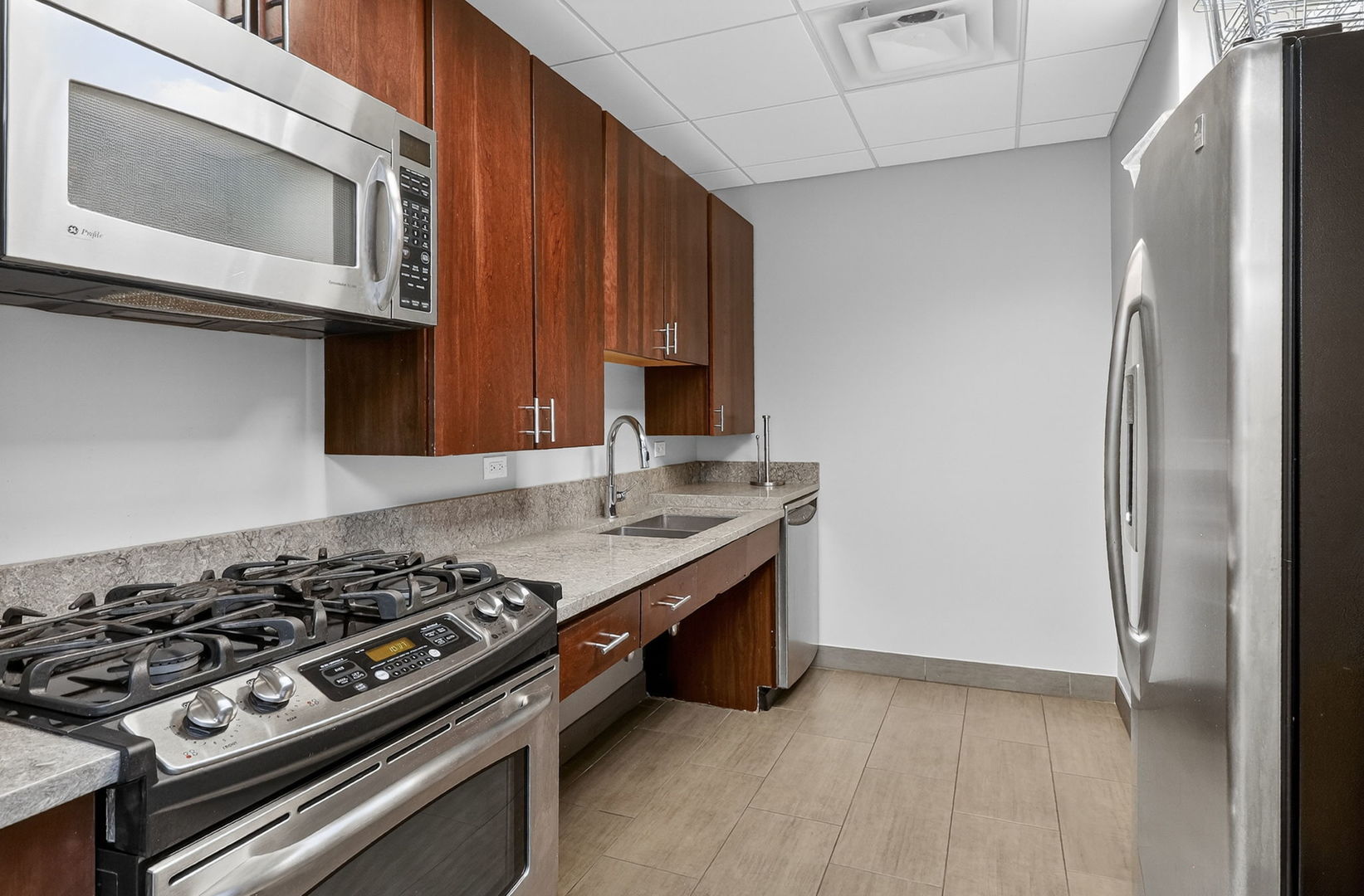 1160 S Michigan Avenue #1404, Chicago, IL 60605