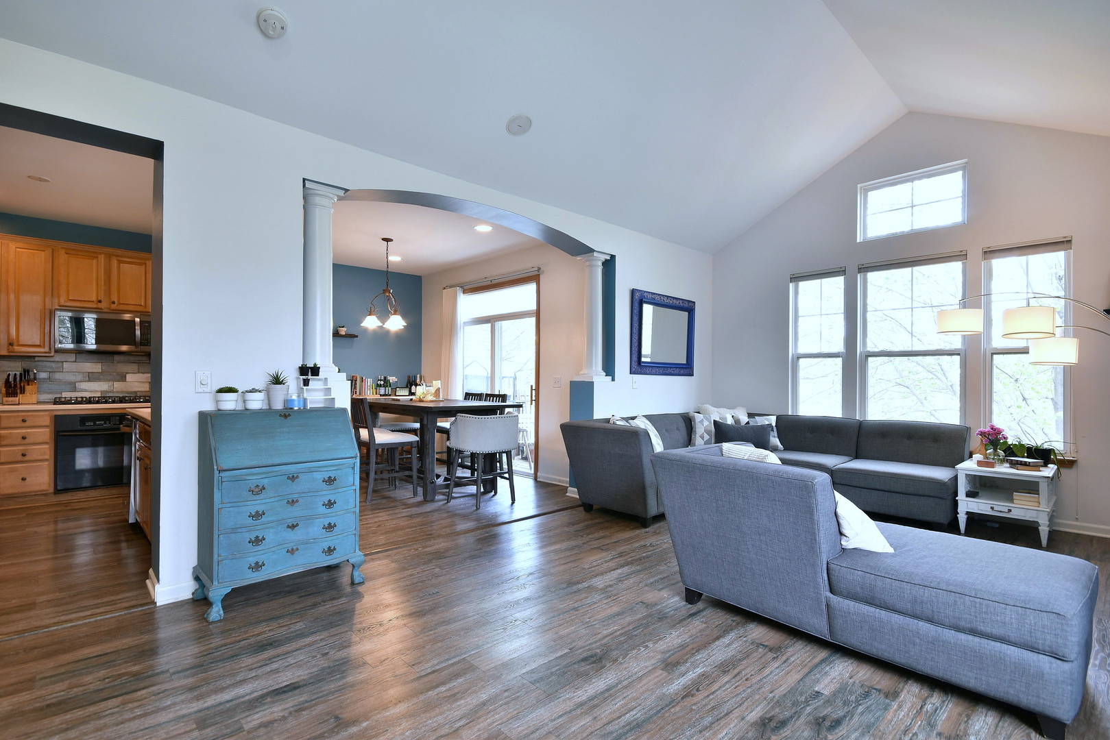 5600 Cloverdale Road, Hanover Park, IL 60133