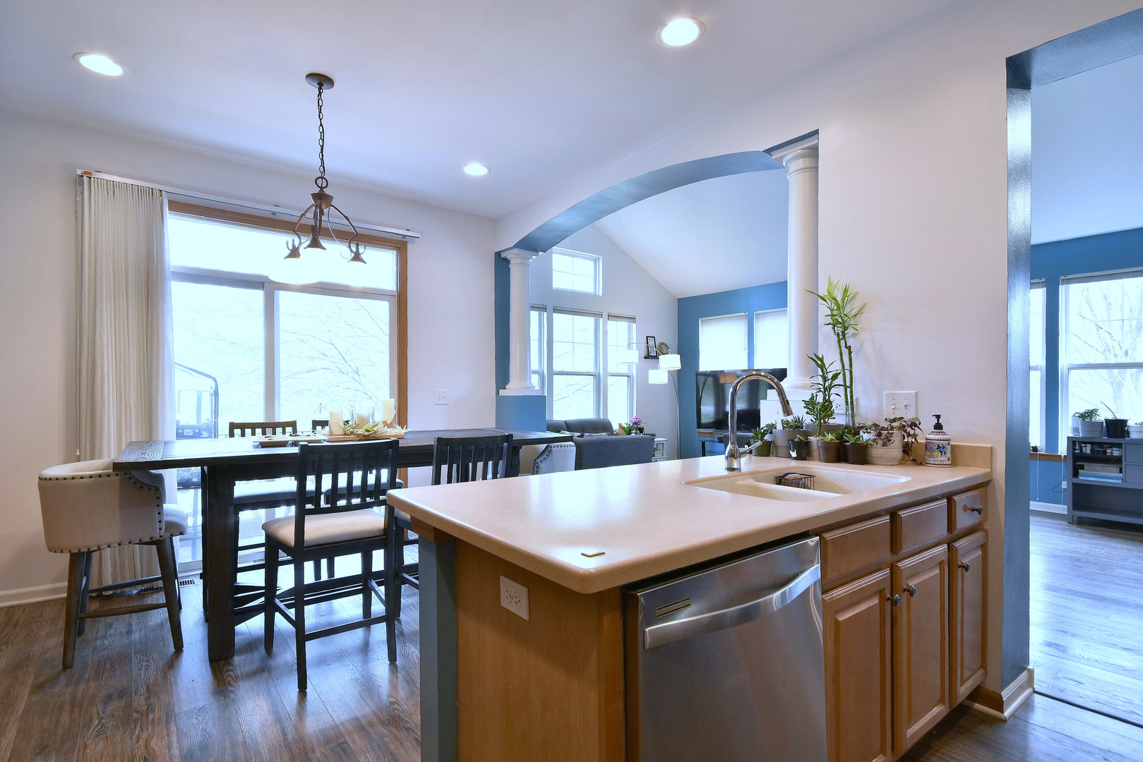 5600 Cloverdale Road, Hanover Park, IL 60133