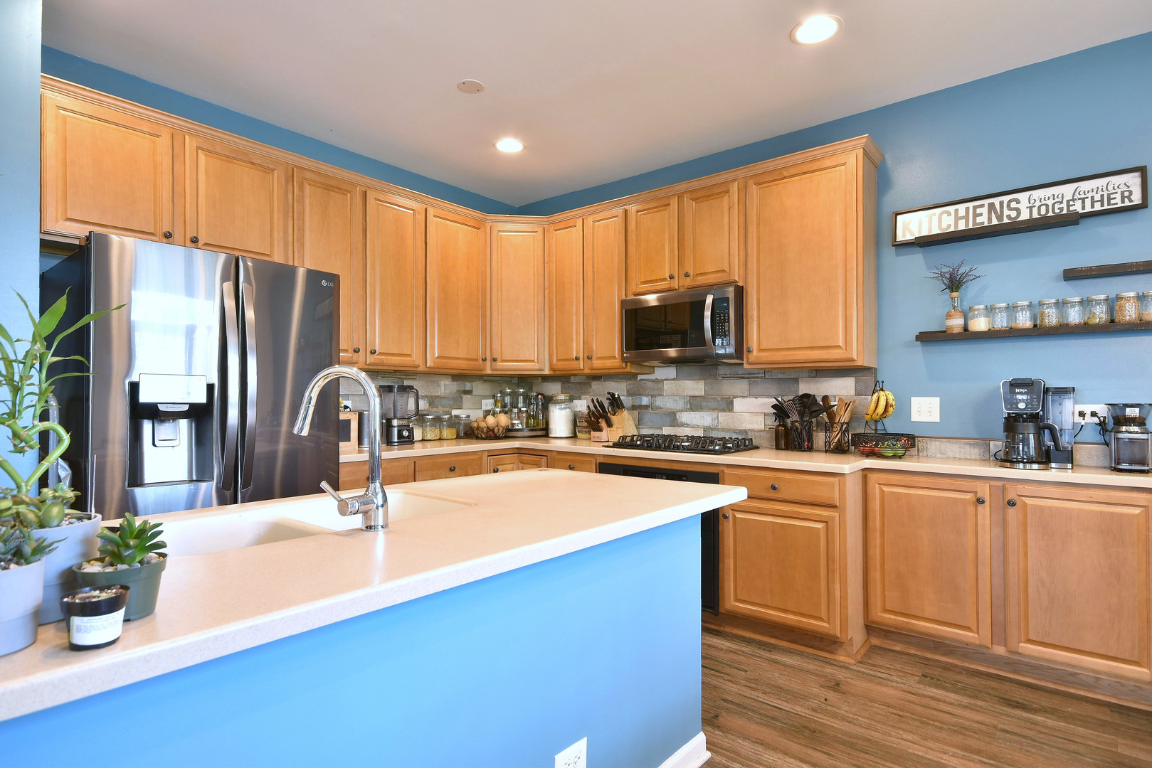 5600 Cloverdale Road, Hanover Park, IL 60133