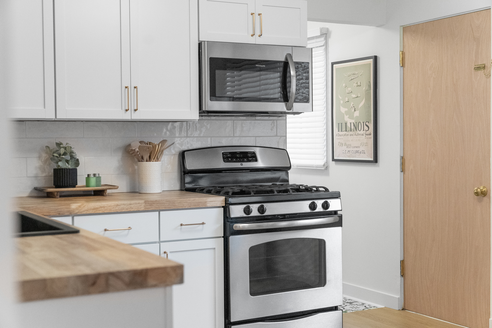 1105 Julienne Drive, Normal, IL 61761