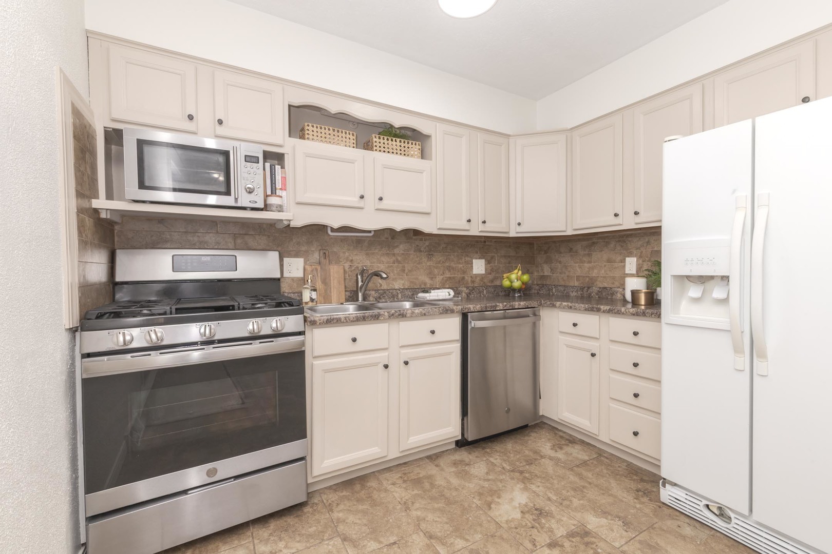 1810 Hoover Drive, Normal, IL 61761