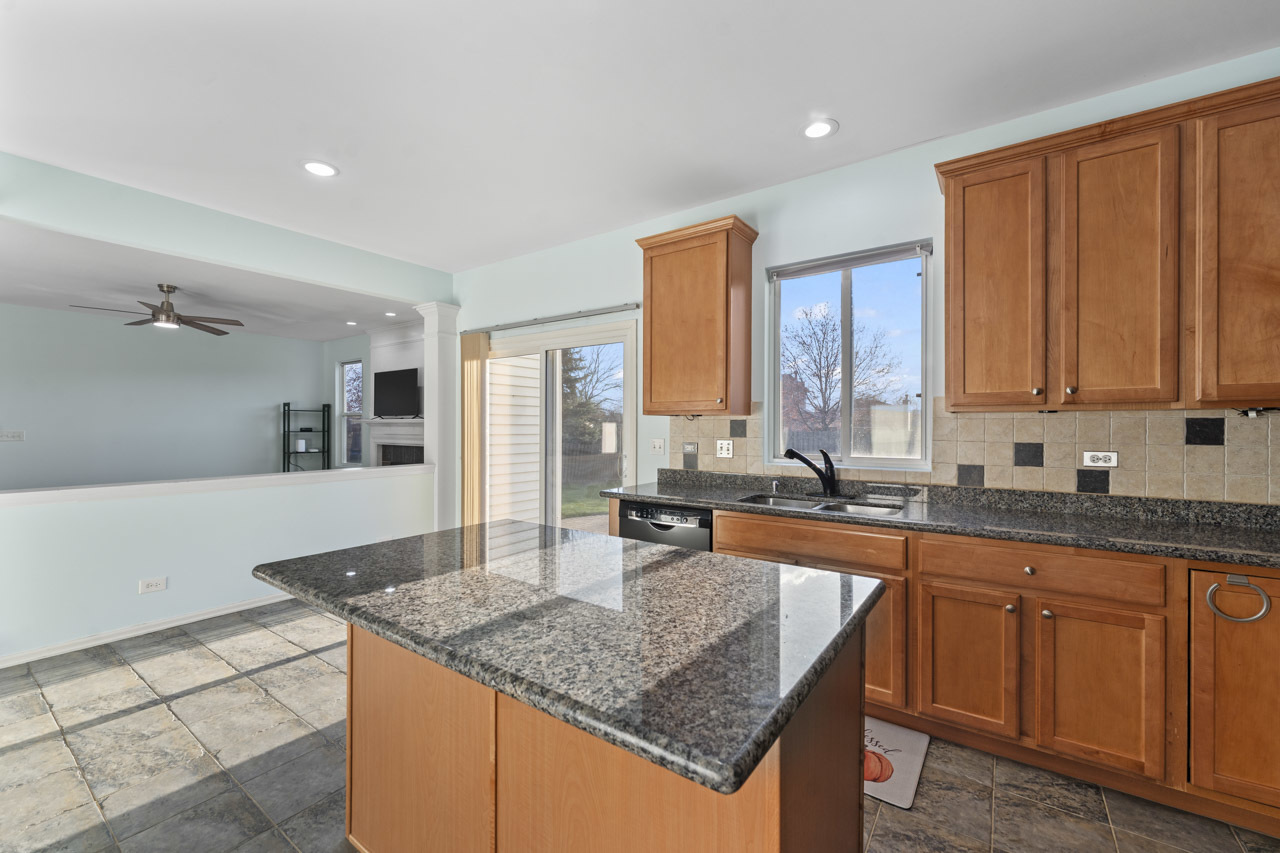 149 Lilac Street, Bolingbrook, IL 60490