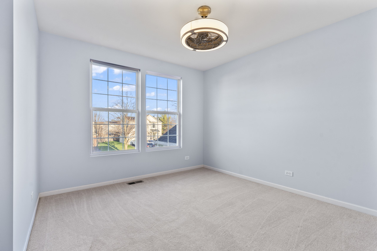 149 Lilac Street, Bolingbrook, IL 60490