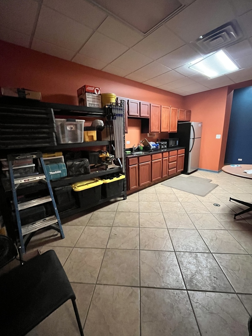 4203 W Fullerton Avenue, Chicago, IL 60639