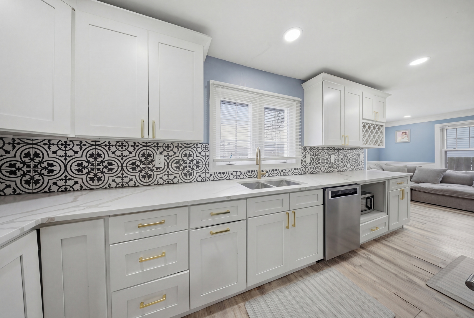 2713 Landen Drive, Melrose Park, IL 60164