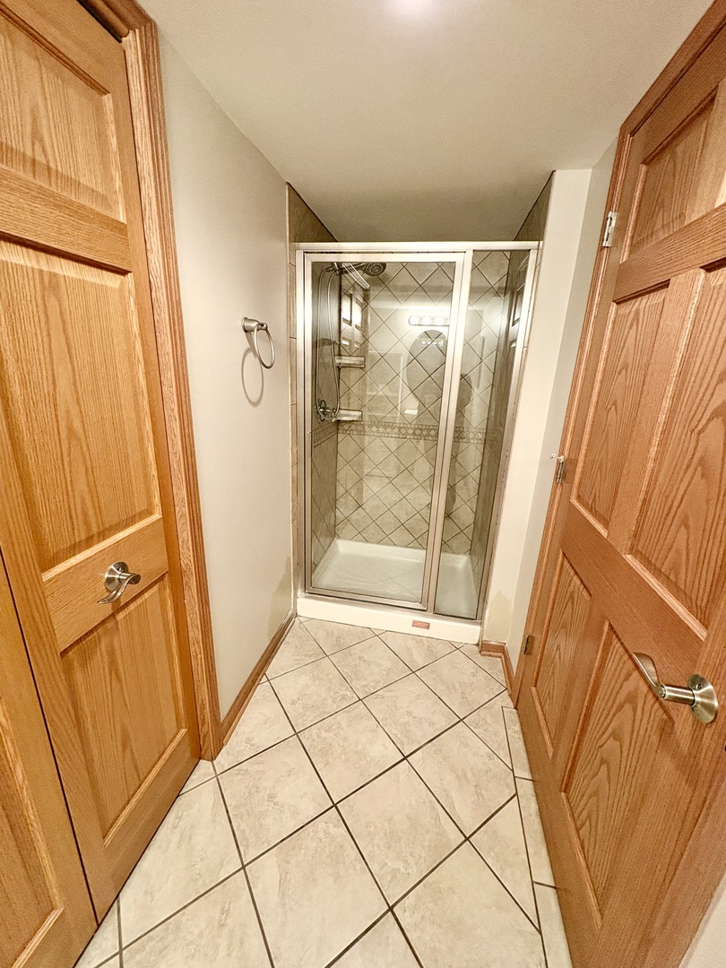 30 Beaconsfield Court #30, Lincolnshire, IL 60069