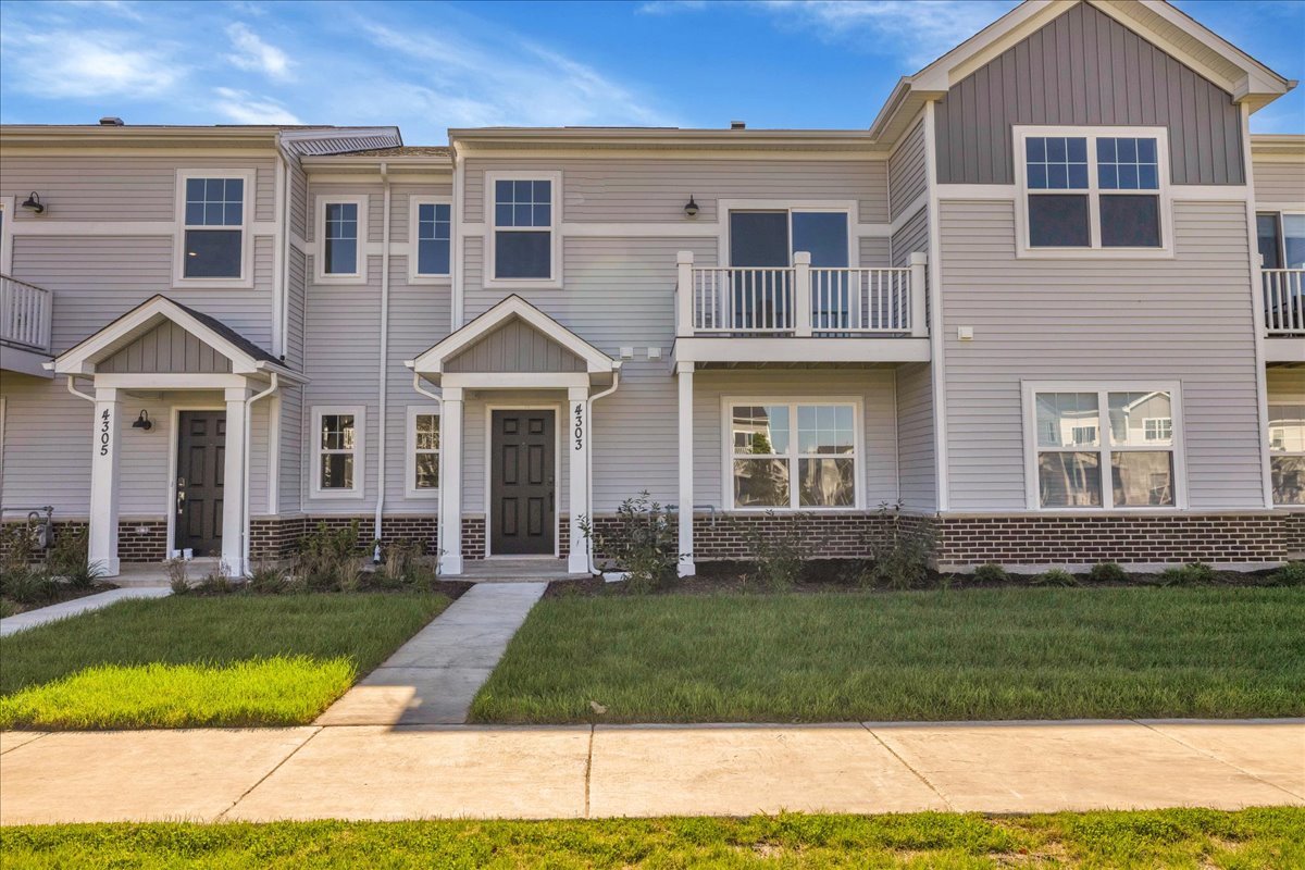 4303 Chelsea Manor Circle #0, Aurora, IL 60504