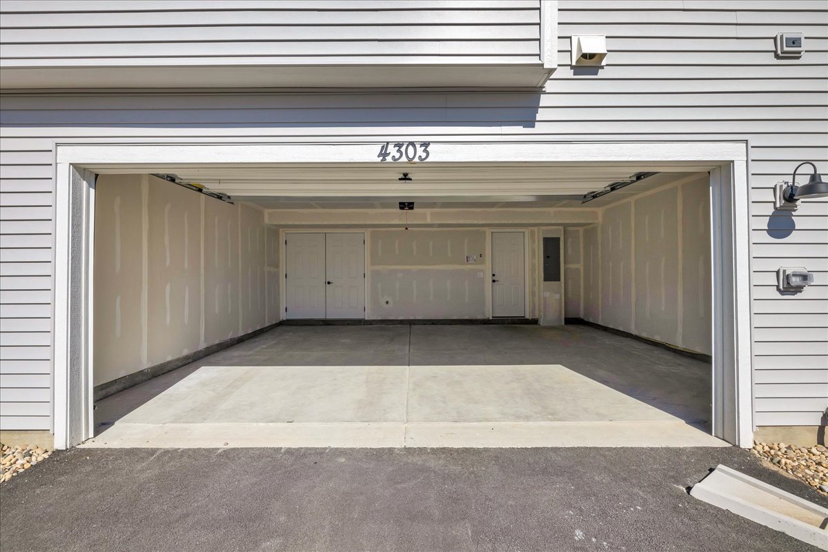 4303 Chelsea Manor Circle #0, Aurora, IL 60504