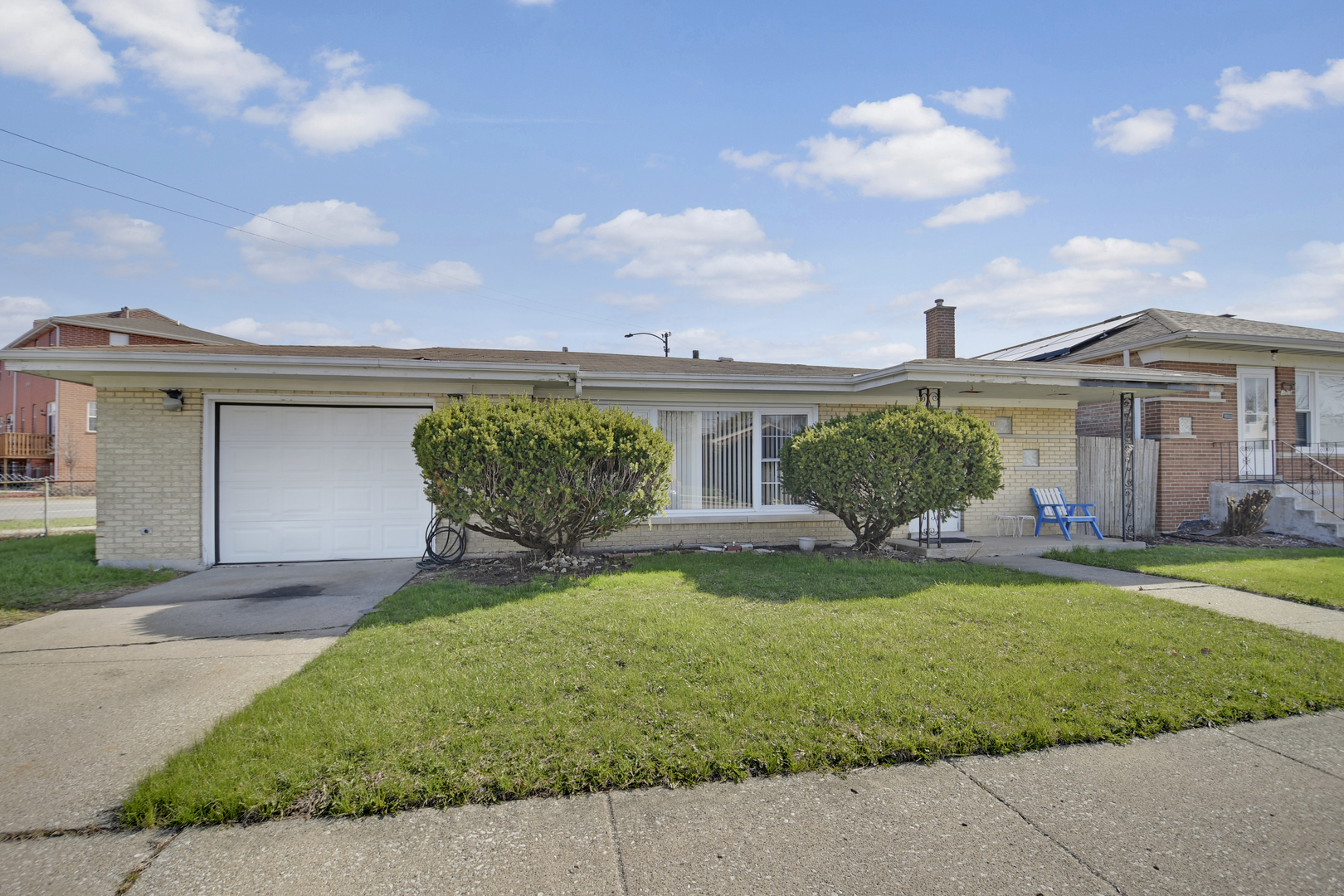 3801 W 84th Place, Chicago, IL 60652