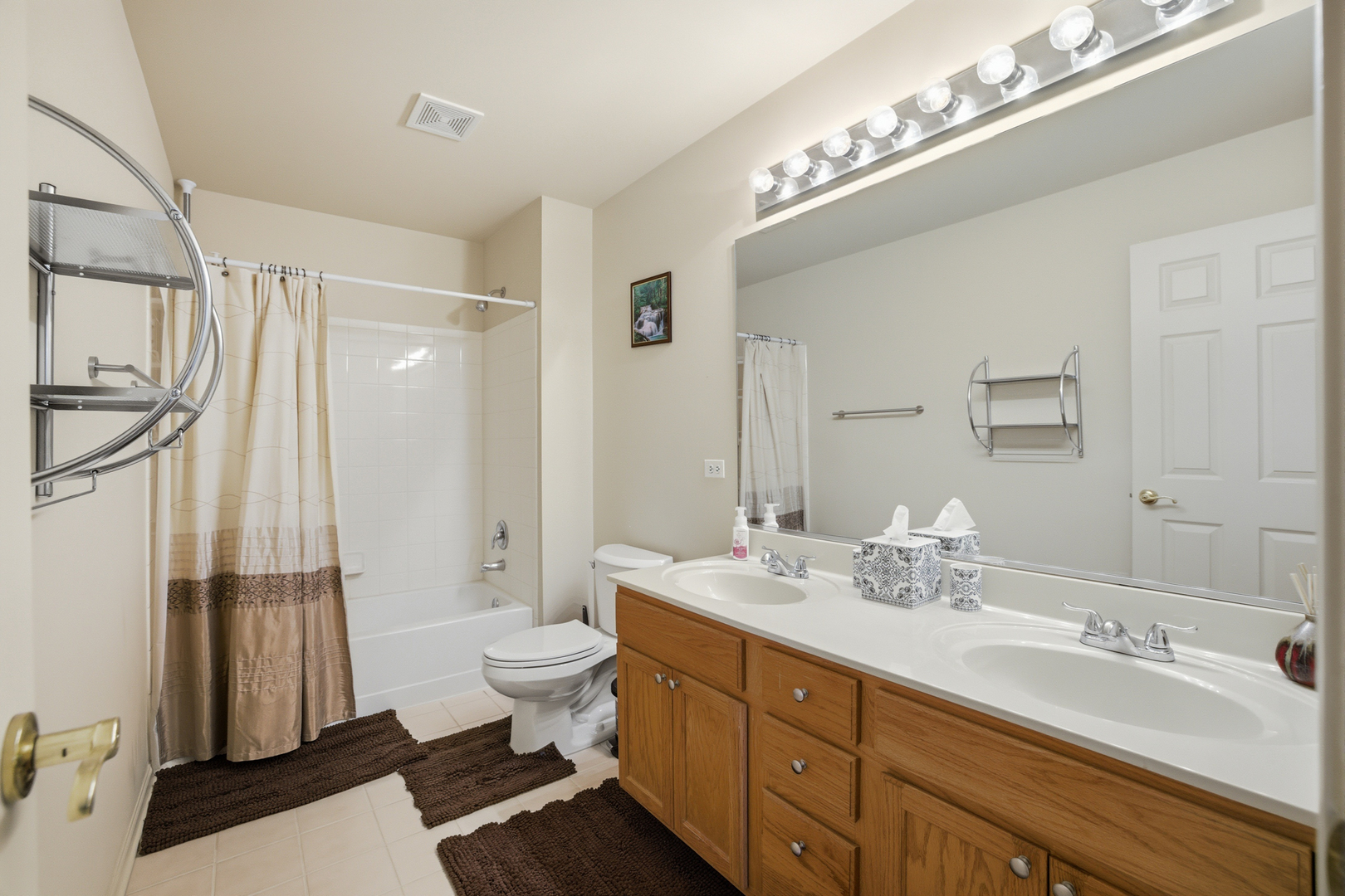 1412 GREGORY Court, Indian Creek, IL 60061