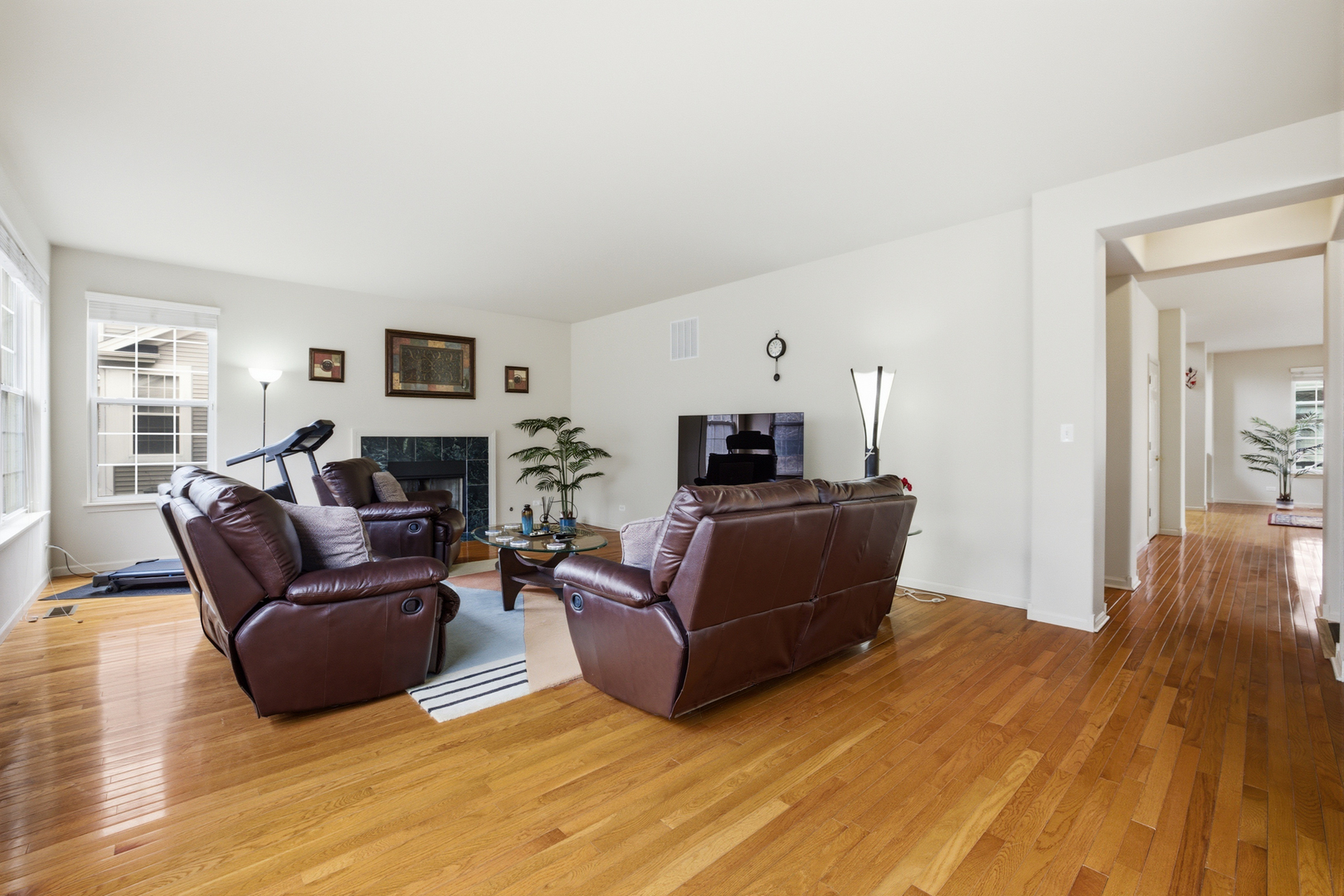 1412 GREGORY Court, Indian Creek, IL 60061