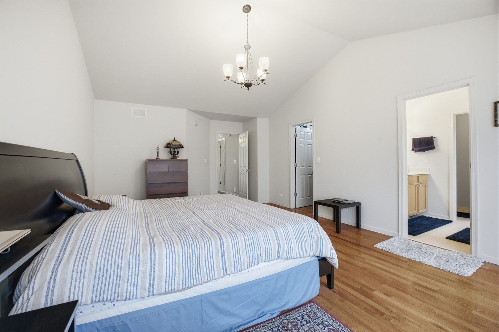 1412 GREGORY Court, Indian Creek, IL 60061