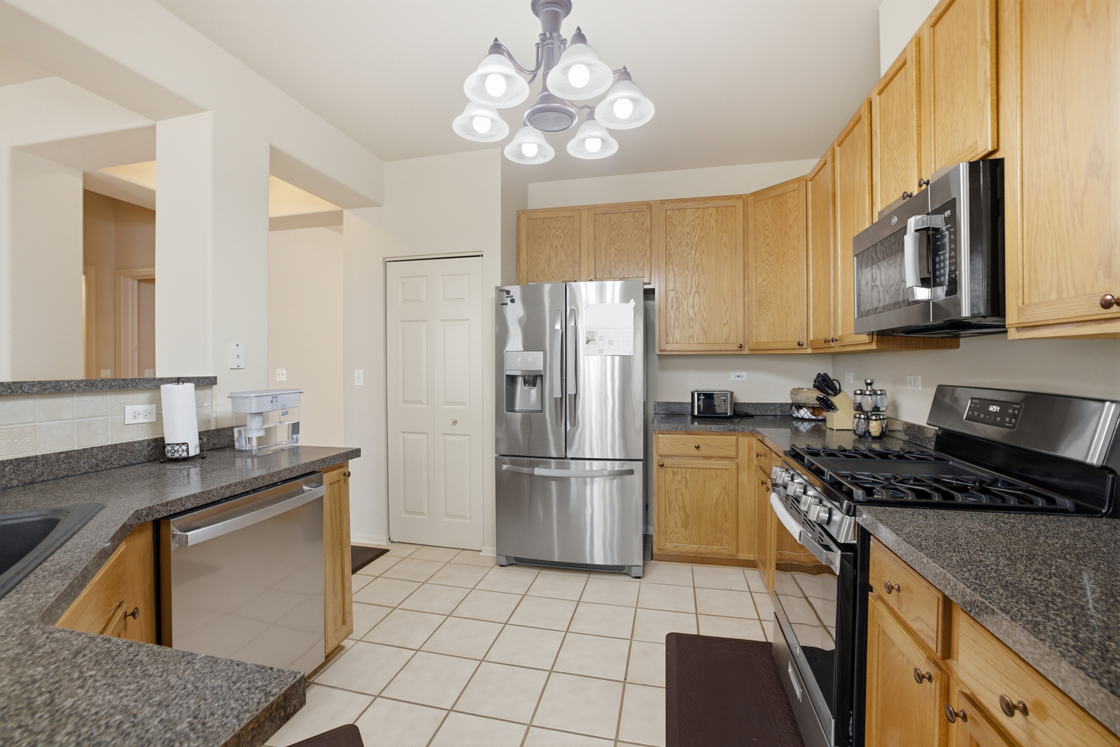 1412 GREGORY Court, Indian Creek, IL 60061