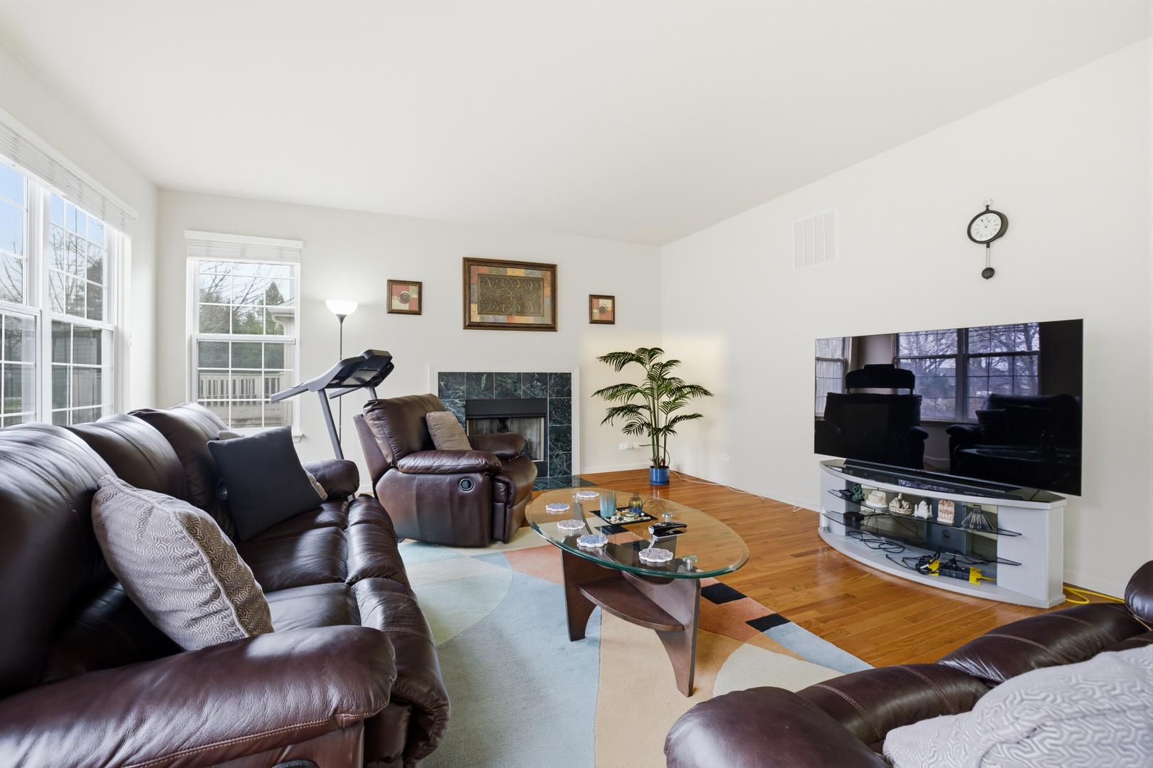 1412 GREGORY Court, Indian Creek, IL 60061