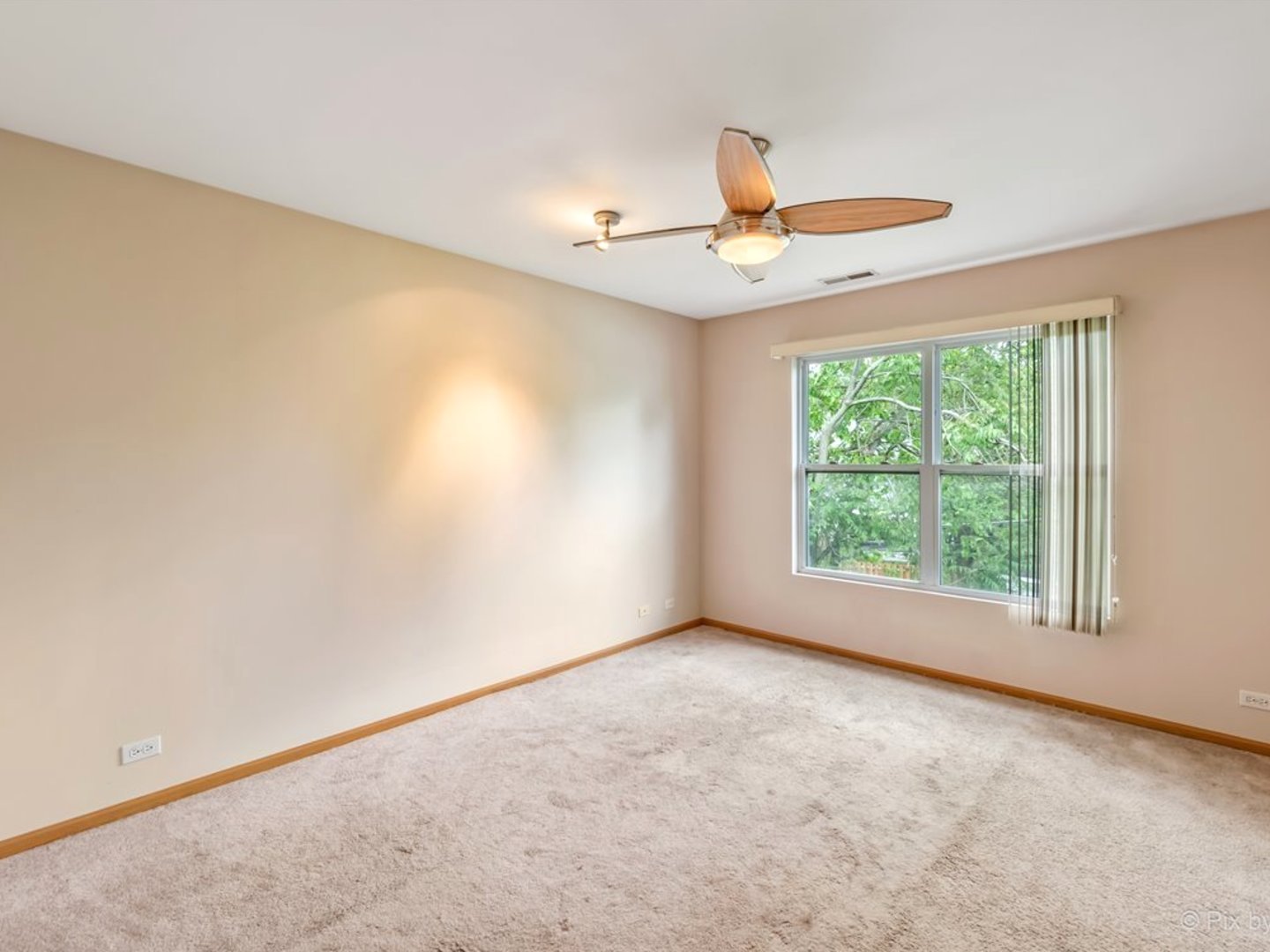 4909 Spencer Avenue #B, Lisle, IL 60532