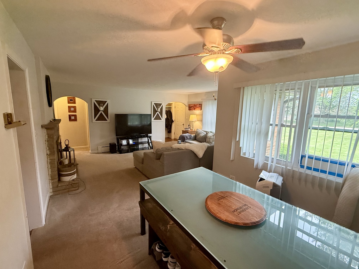 1270 Benson Lane, Green Oaks, IL 60048