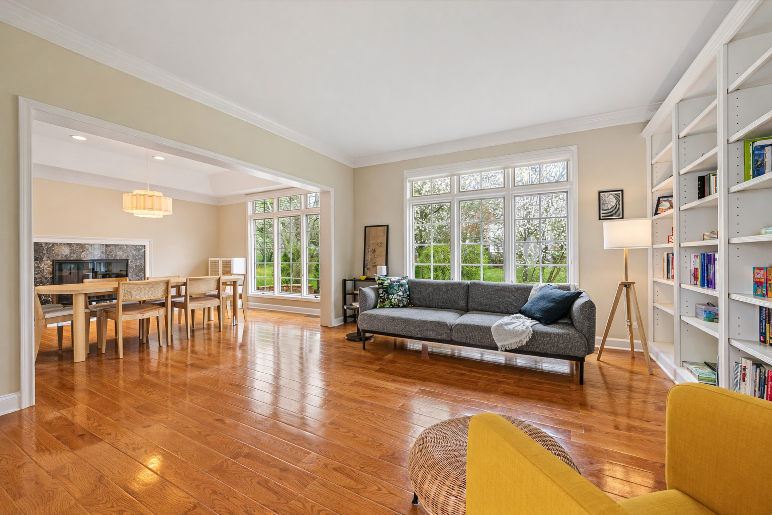 1164 S Hiddenbrook Trail, Palatine, IL 60067