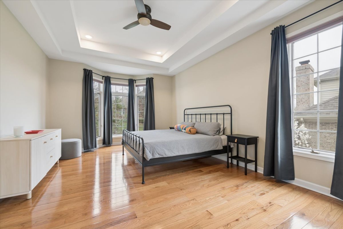 1164 S Hiddenbrook Trail, Palatine, IL 60067