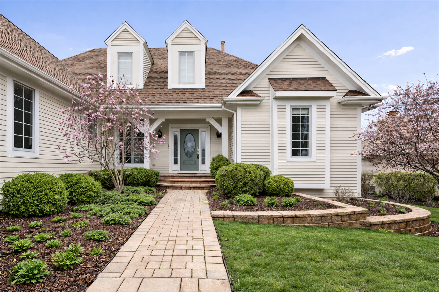 1164 S Hiddenbrook Trail, Palatine, IL 60067