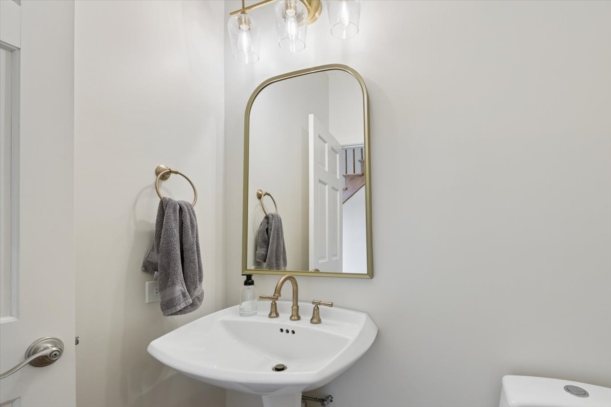 1164 S Hiddenbrook Trail, Palatine, IL 60067