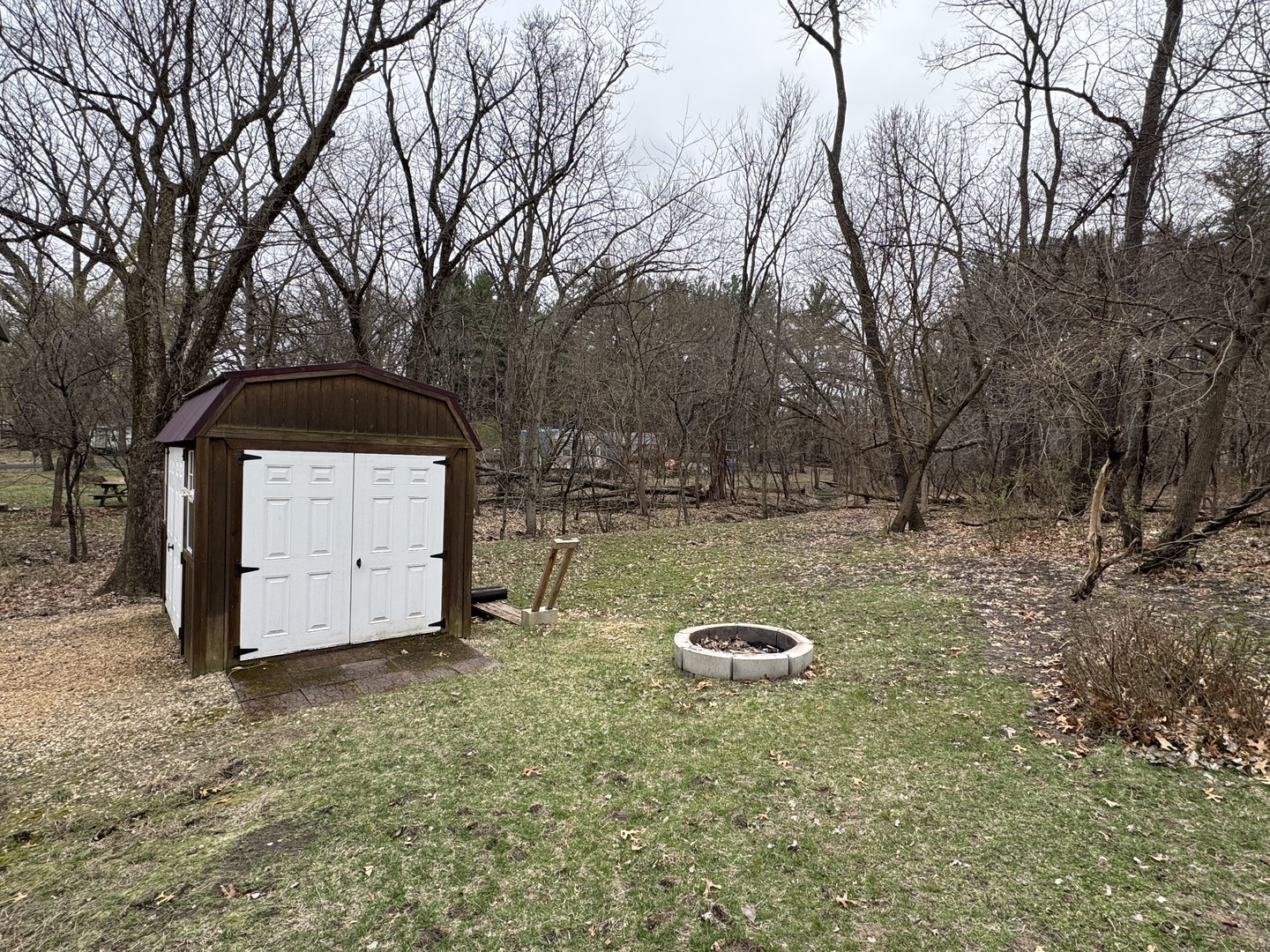 17-185 Woodhaven Lakes, Sublette, IL 61367